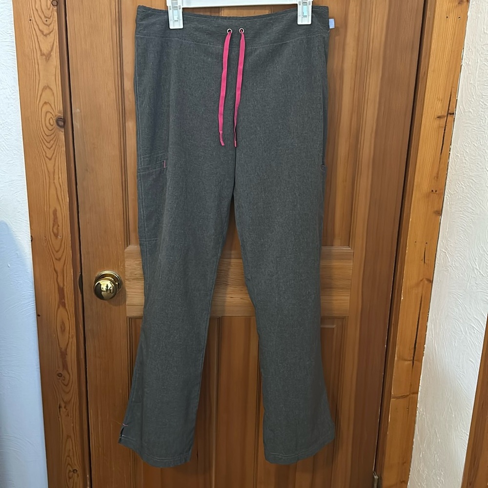 Grey Medium scrub pants